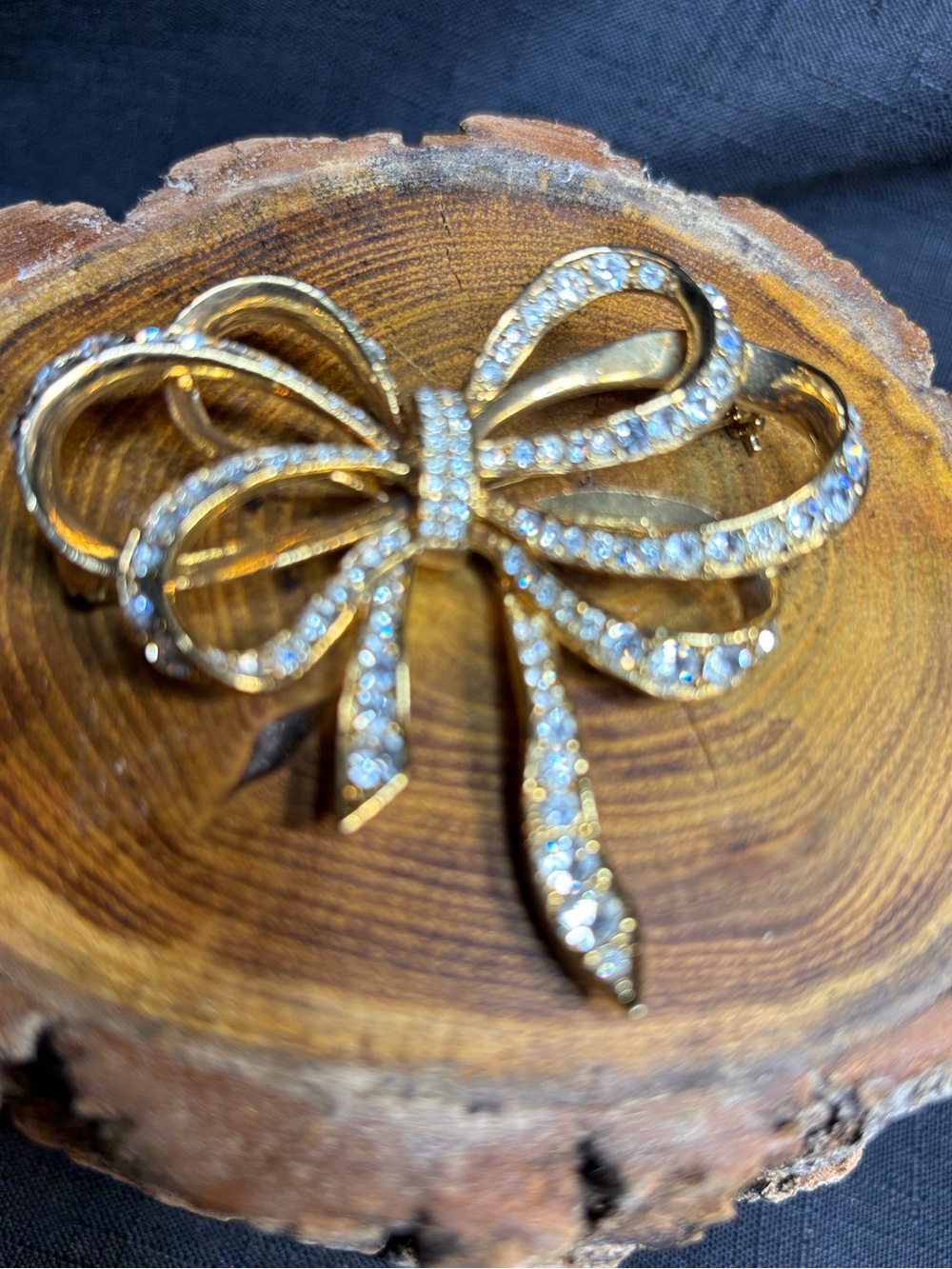 KJL for Avon brooch pin gold bow wedding day